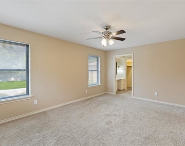 6138 Annapolis Lane - Photo Thumbnail 14