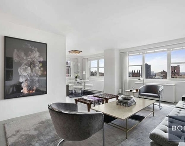 360 West 22nd Street - Photo Thumbnail 5