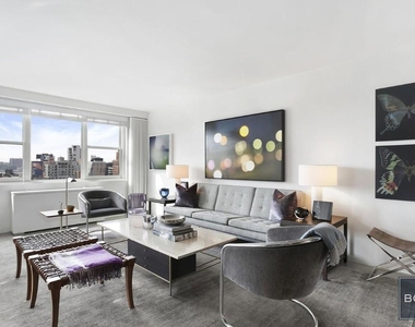 360 West 22nd Street - Photo Thumbnail 9