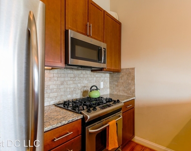 739 Newton Pl Nw Unit 305 - Photo Thumbnail 9