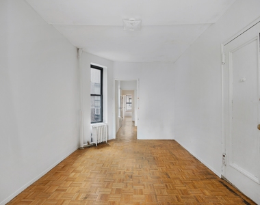 325 East 89th Street - Photo Thumbnail 5