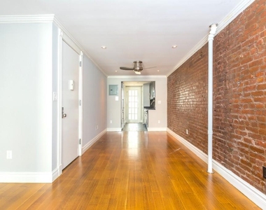 118 East 7th Street - Photo Thumbnail 1