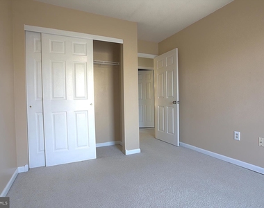 535 Williamsburg Way - Photo Thumbnail 31