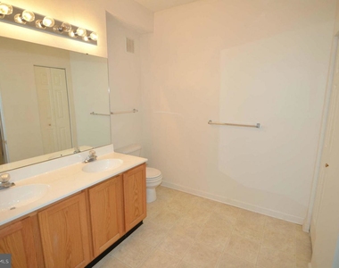 2503 Amber Orchard Ct W #104 - Photo Thumbnail 6