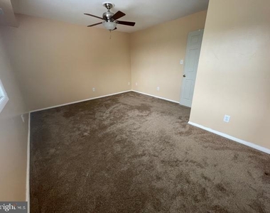 1707 Crimson Tree Way - Photo Thumbnail 13