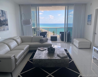 18201 Collins Ave - Photo Thumbnail 14