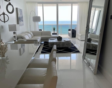 18201 Collins Ave - Photo Thumbnail 13