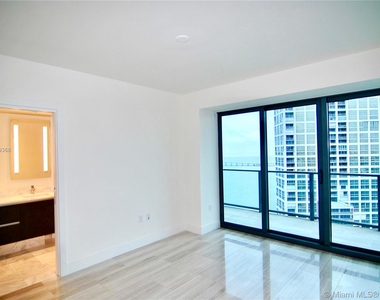 1451 Brickell Ave - Photo Thumbnail 19