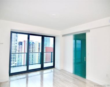 1451 Brickell Ave - Photo Thumbnail 18