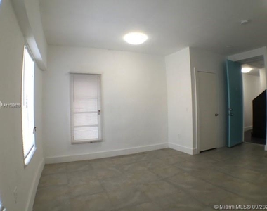 2701 Nw 1 Ave. - Photo Thumbnail 2