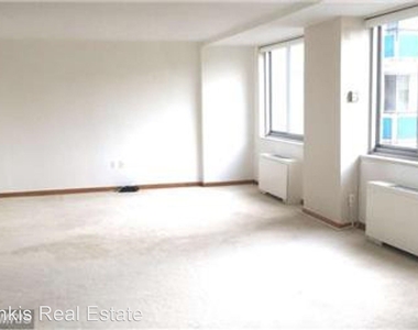 10401 Grosvenor Place Apt 404 - Photo Thumbnail 1