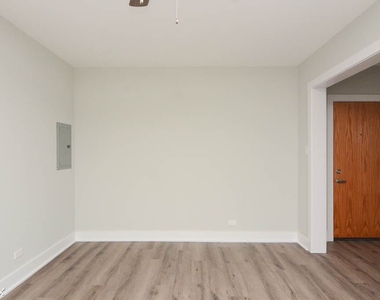 725 St. Johns, Unit 13 - Photo Thumbnail 12