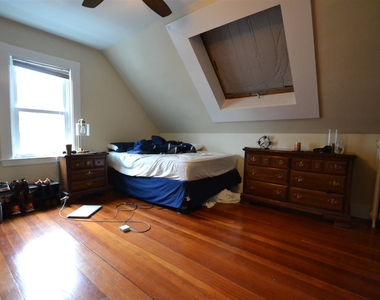 76 Leicester St - Photo Thumbnail 10