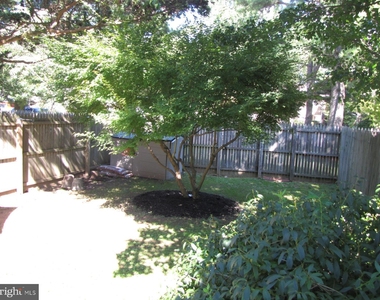 1004 Moore Place Sw - Photo Thumbnail 12