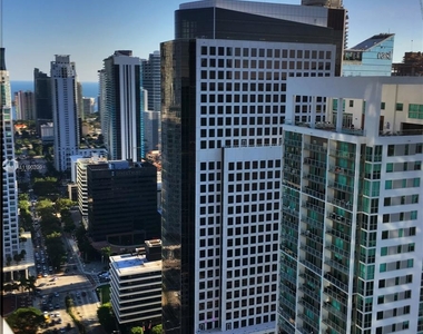 485 Brickell Ave - Photo Thumbnail 16