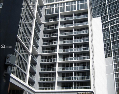 485 Brickell Ave - Photo Thumbnail 26