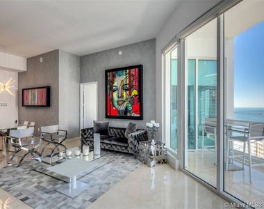 900 Brickell Key Blvd - Photo Thumbnail 11