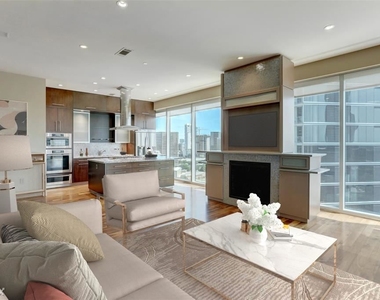 1600 Post Oak Blvd Unit 1607 - Photo Thumbnail 1