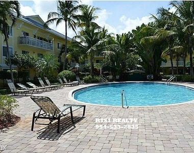 1515 E Broward Blvd - Photo Thumbnail 5