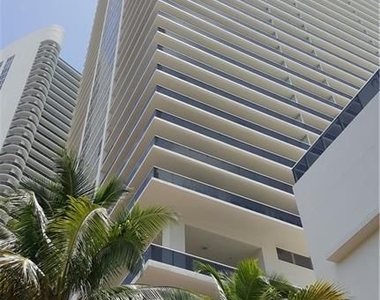 1830 S Ocean Dr - Photo Thumbnail 18