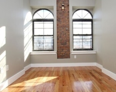 253 Hart Street - Photo Thumbnail 8