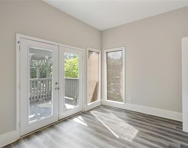 693 Myrtle Street Ne # 2 - Photo Thumbnail 6