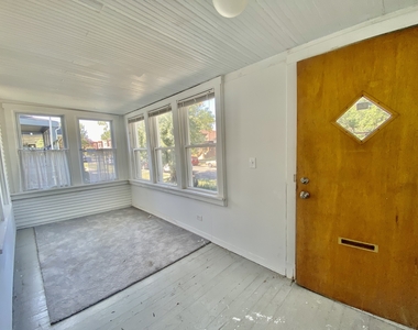 5009 West Dakin Street - Photo Thumbnail 6