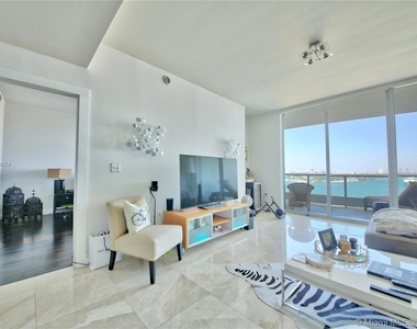 900 Biscayne Bl - Photo Thumbnail 5