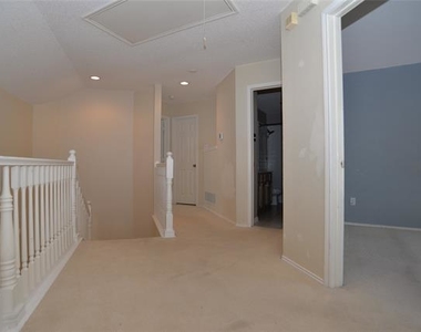 2317 Henley Court - Photo Thumbnail 16