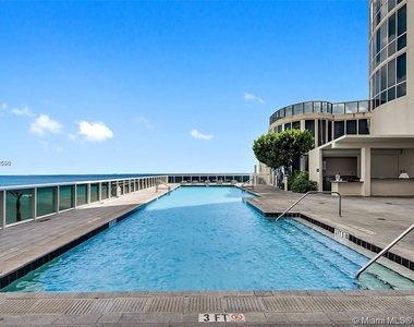 15811 Collins Ave - Photo Thumbnail 47