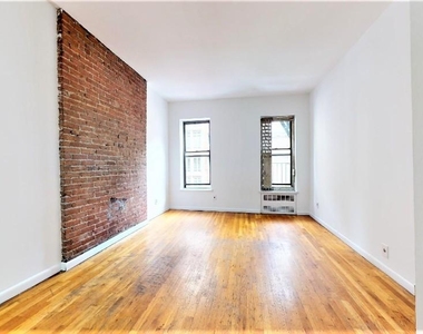 212 East 85th Street - Photo Thumbnail 0