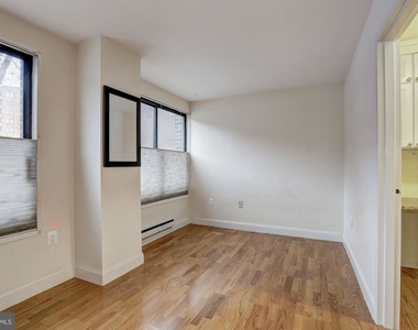 2501 Calvert St Nw #105 - Photo Thumbnail 5