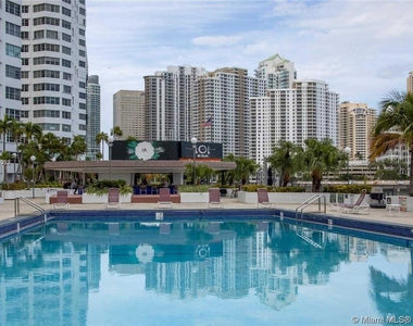 825 Brickell Bay Dr - Photo Thumbnail 84