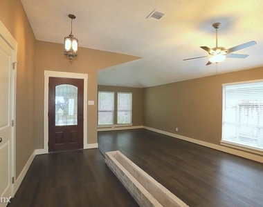 5115 Village Springs Drive - Photo Thumbnail 2