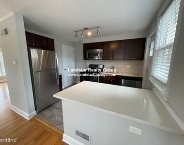 5641 W Carmen Ave - Photo Thumbnail 0