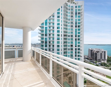 901 Brickell Key Blvd - Photo Thumbnail 17