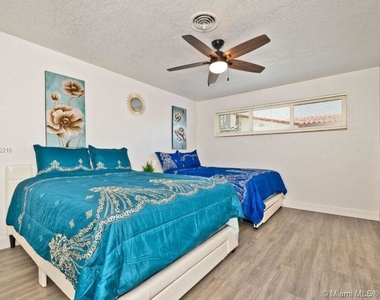 5510 Pierce St - Photo Thumbnail 13