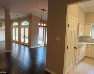 3212 Hickory Brook Lane - Photo Thumbnail 2