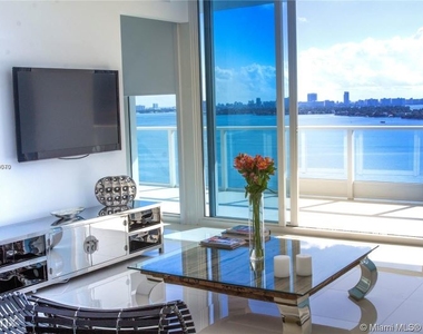 2020 N Bayshore Drive 1804 - Photo Thumbnail 0