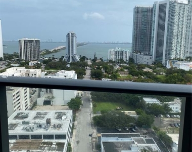 121 Ne 34th St, Miami Fl - Photo Thumbnail 9