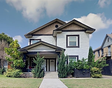 605 S Oak Cliff Boulevard - Photo Thumbnail 0