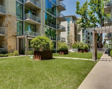 1600 Barton Springs Rd - Photo Thumbnail 17