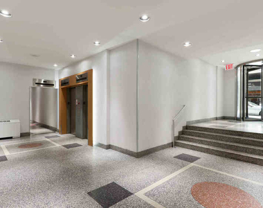 315 West 57th Street - Photo Thumbnail 10