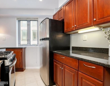 1711 Massachusetts Ave Nw #714 - Photo Thumbnail 8