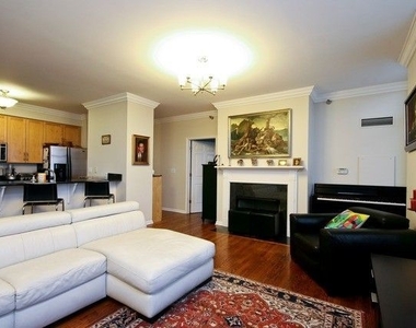 1122 North Dearborn Street - Photo Thumbnail 1