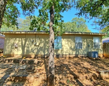 1211 Cardinal Oaks Drive - Photo Thumbnail 20