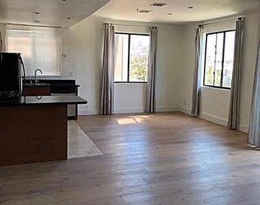 8811 Burton Way Apt 217 - Photo Thumbnail 6