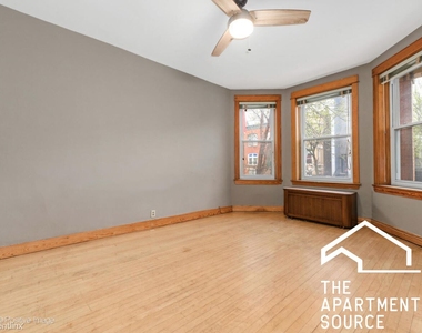 2042 W Armitage Ave - Photo Thumbnail 11