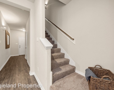 2847 Papa Bear Drive (3-bed Pershing Pointe) - Photo Thumbnail 11