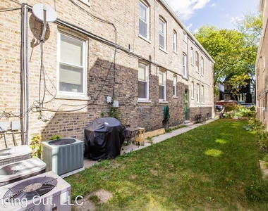 2108 N Leavitt St, #1r - Photo Thumbnail 12